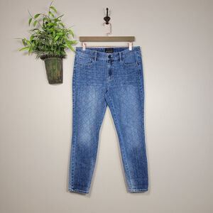 WHBM 10 Mid Rise Skinny Ankle Crystal Medium Wash White House Black Market Jeans